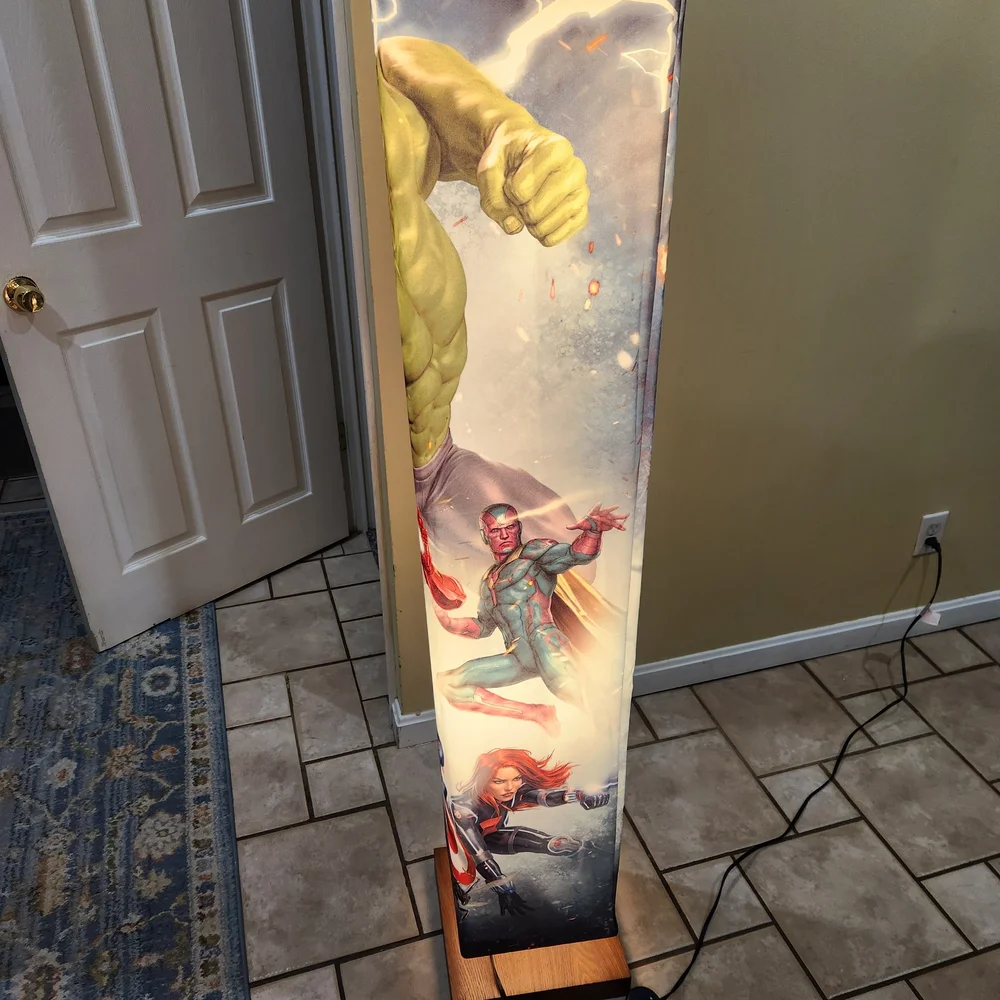 Marvel Avengers Floor Lamp. - Picture 2 of 8